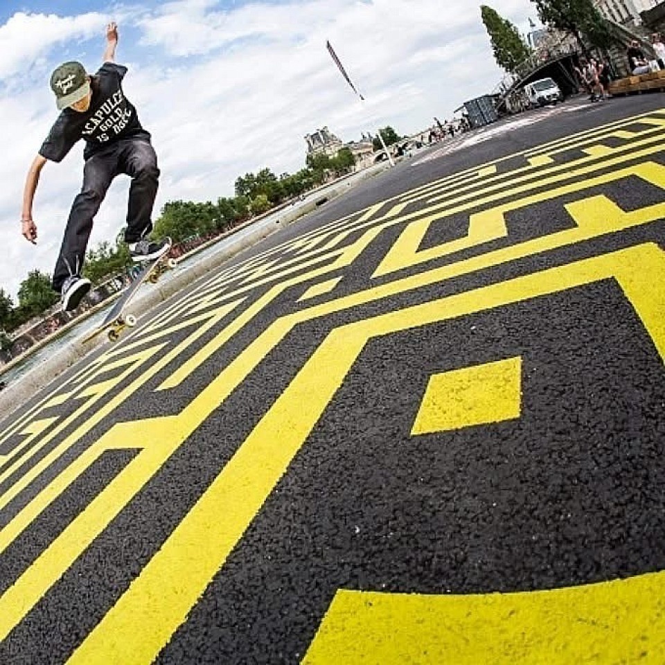 Kickflip - Berges de Seine - Paris